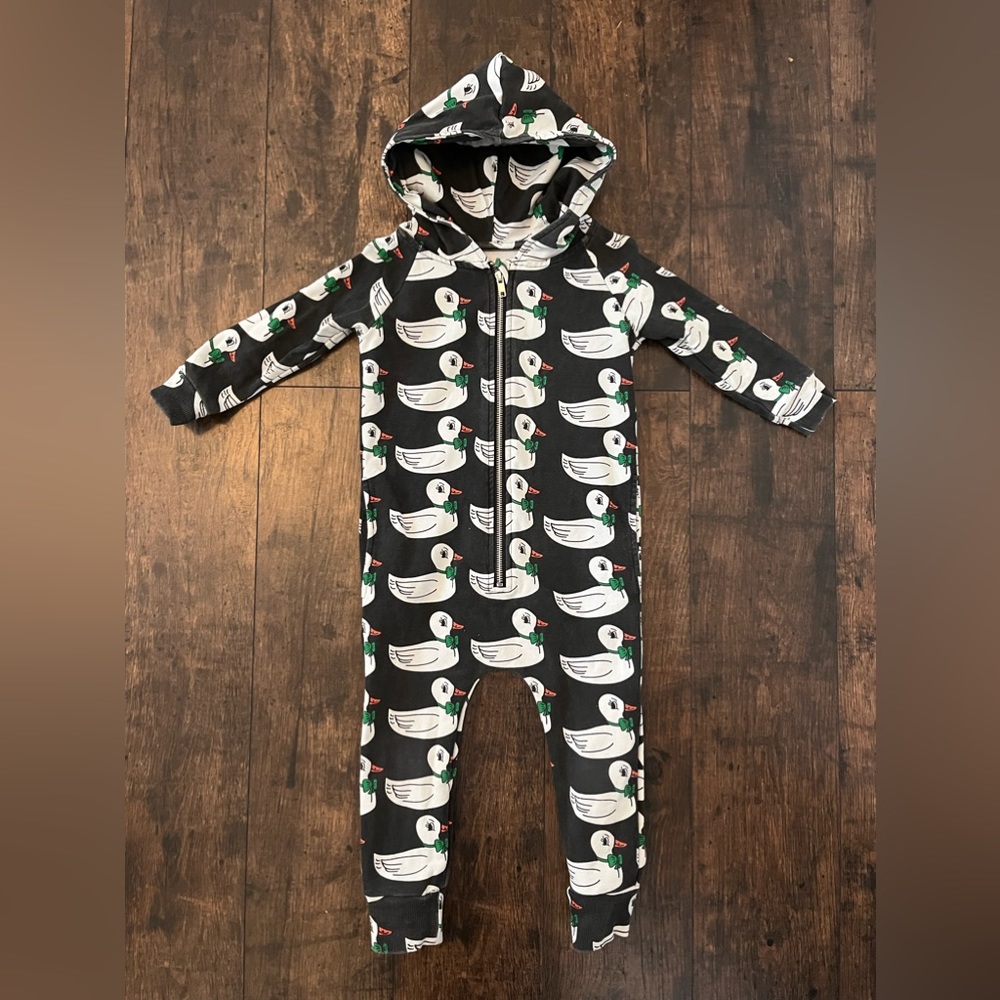 Hugo loves Tiki hooded jumpsuit. Size 18-24